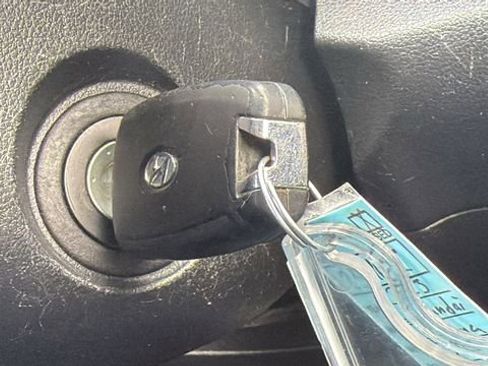 Used 2023 Hyundai Kona SE image 17