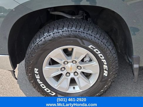 Used 2025 Chevrolet Silverado 1500 LT AWD/4WD image 17