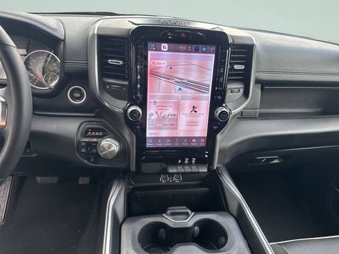 Used 2025 RAM 1500 Laramie AWD/4WD image 23