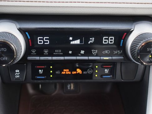 Used 2024 Toyota RAV4 Limited w/ Weather Package AWD/4WD image 11