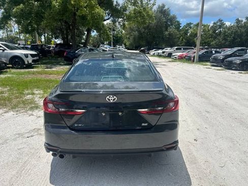Used 2025 Toyota Camry SE FWD image 17
