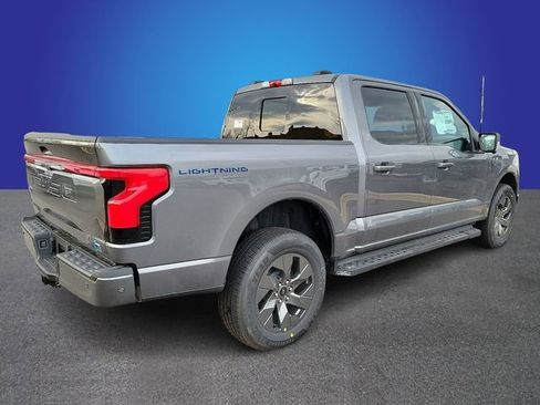 New 2023 Ford F150 Lightning Lariat w/ Max Trailer Tow Package image 3