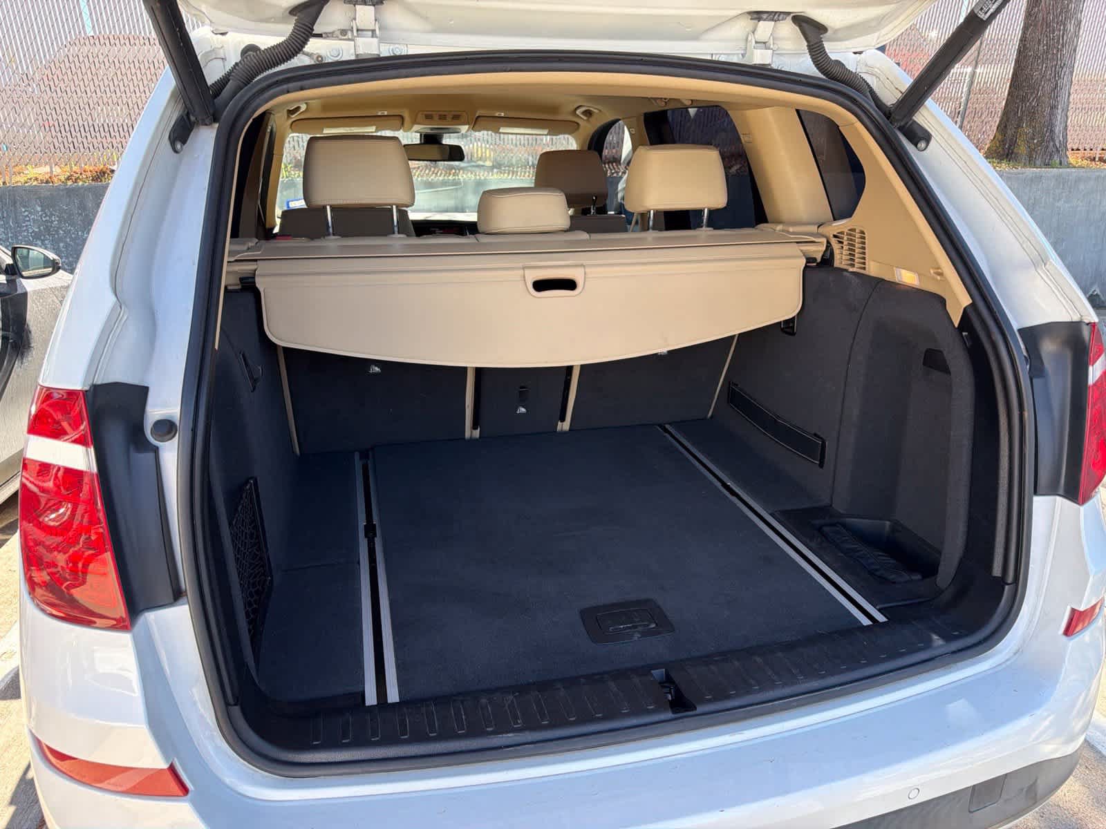 Used 2016 BMW X3 sDrive28i RWD image 4