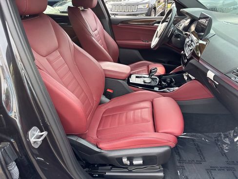 Used 2023 BMW X4 xDrive30i w/ Premium Package AWD/4WD image 34