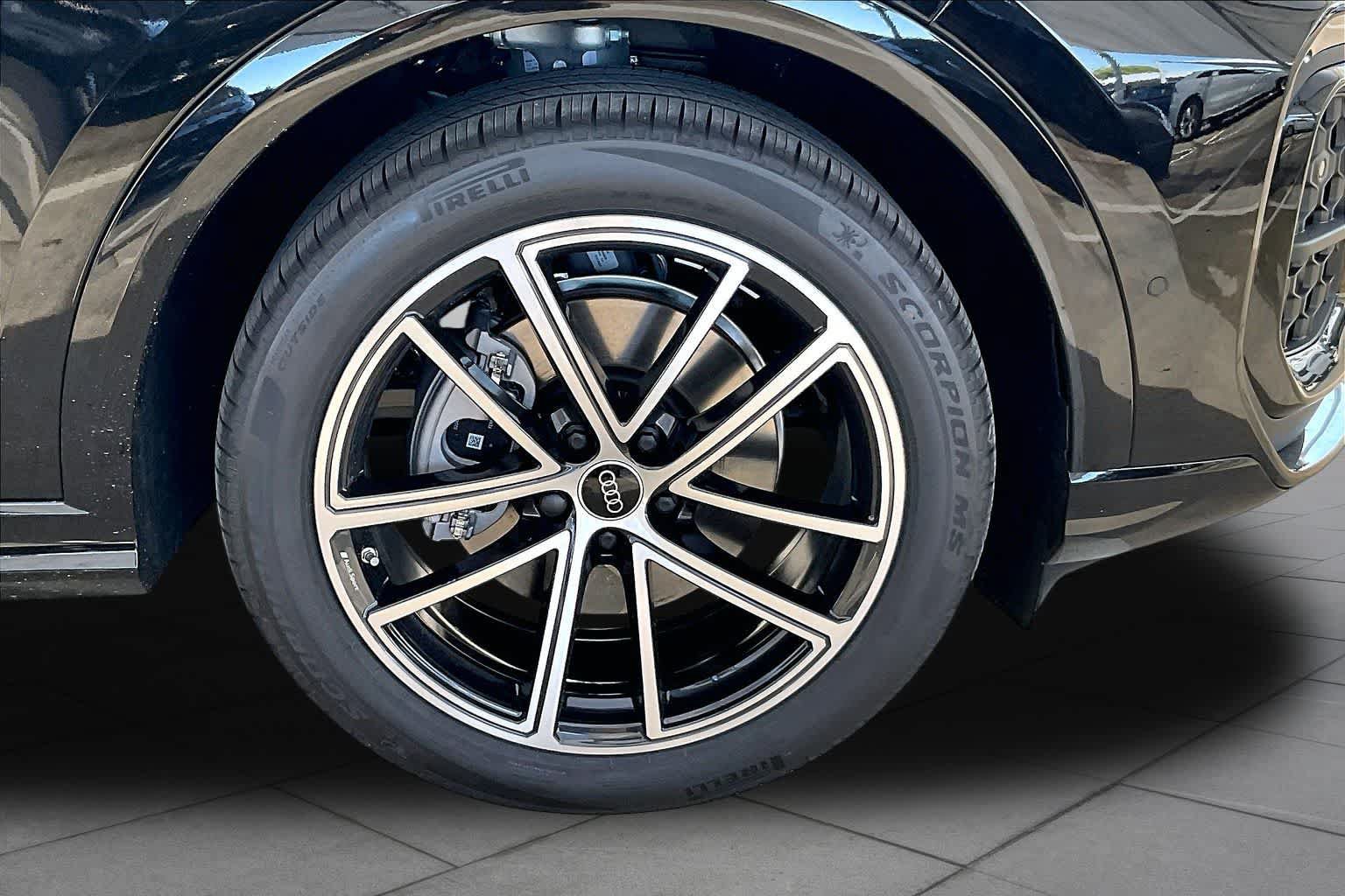 New 2026 Audi Q5 Prestige AWD/4WD image 11