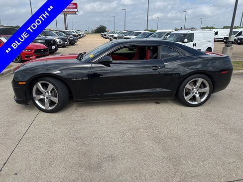Used 2013 Chevrolet Camaro SS RWD image 3