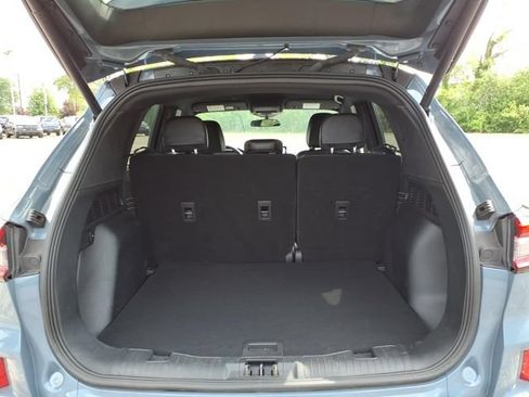 Used 2024 Ford Escape ST-Line w/ Tech Pack #1 FWD image 8