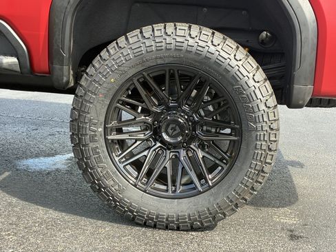 Used 2026 GMC Sierra 2500 AT4X AWD/4WD image 12