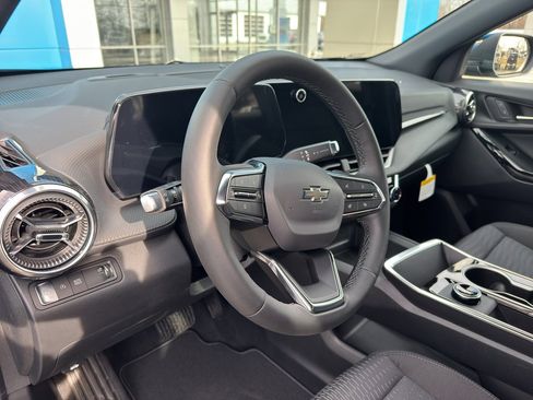 New 2026 Chevrolet Equinox LT image 10