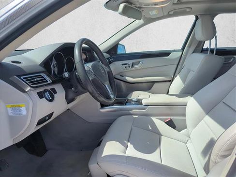 Used 2014 Mercedes-Benz E 350 Sedan image 9