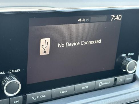 Certified 2025 Honda Accord SE image 18