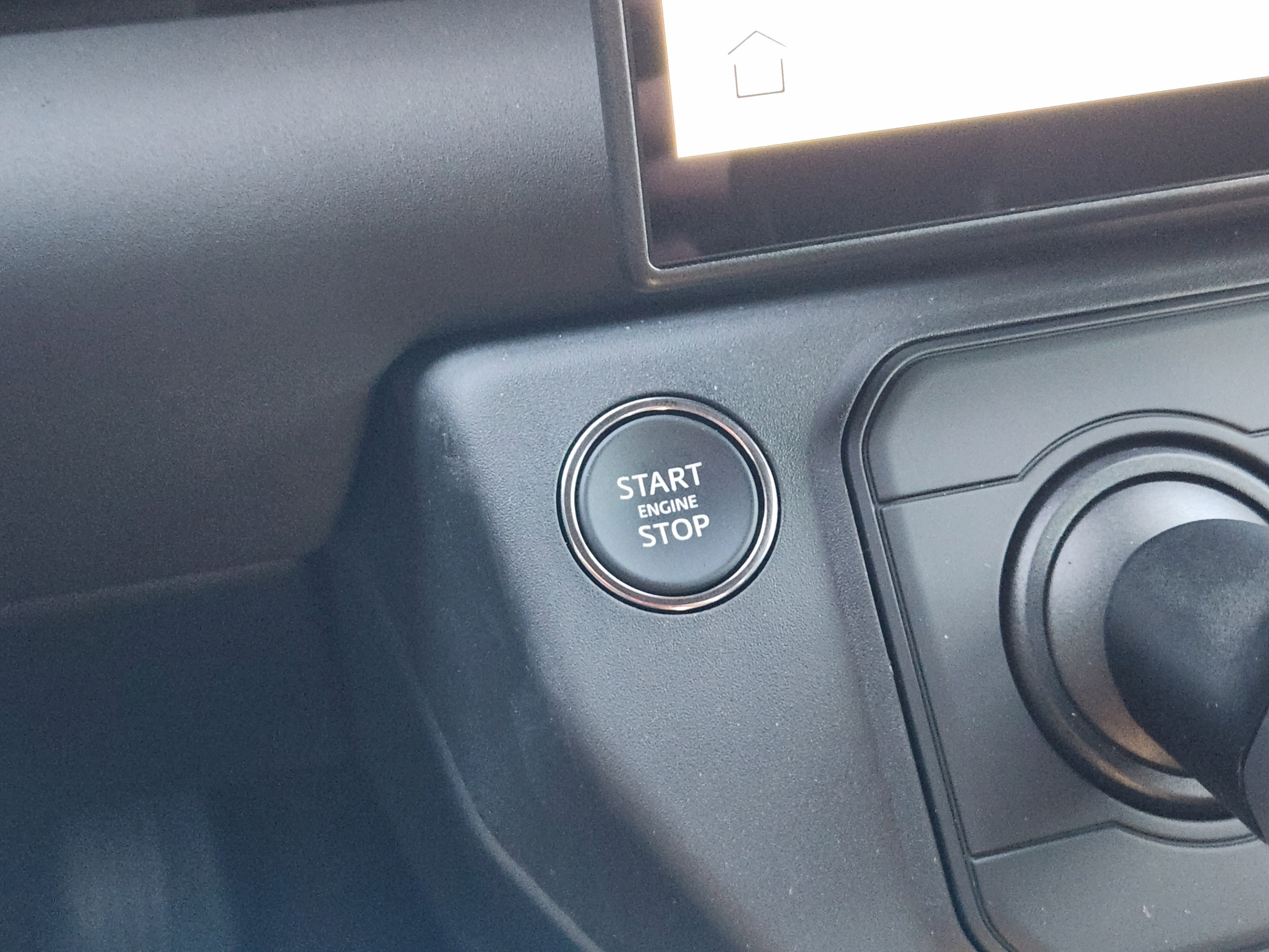 Used 2026 Land Rover Defender 110 X-Dynamic SE AWD/4WD image 16