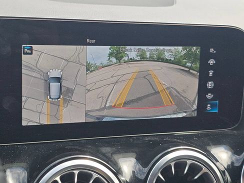 Certified 2023 Mercedes-Benz GLA 250 4MATIC image 31