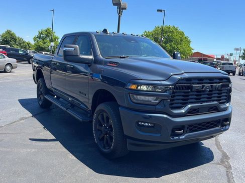 Used 2026 RAM 2500 Big Horn AWD/4WD image 9