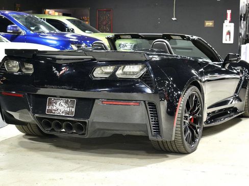 Used 2017 Chevrolet Corvette Z06 image 13