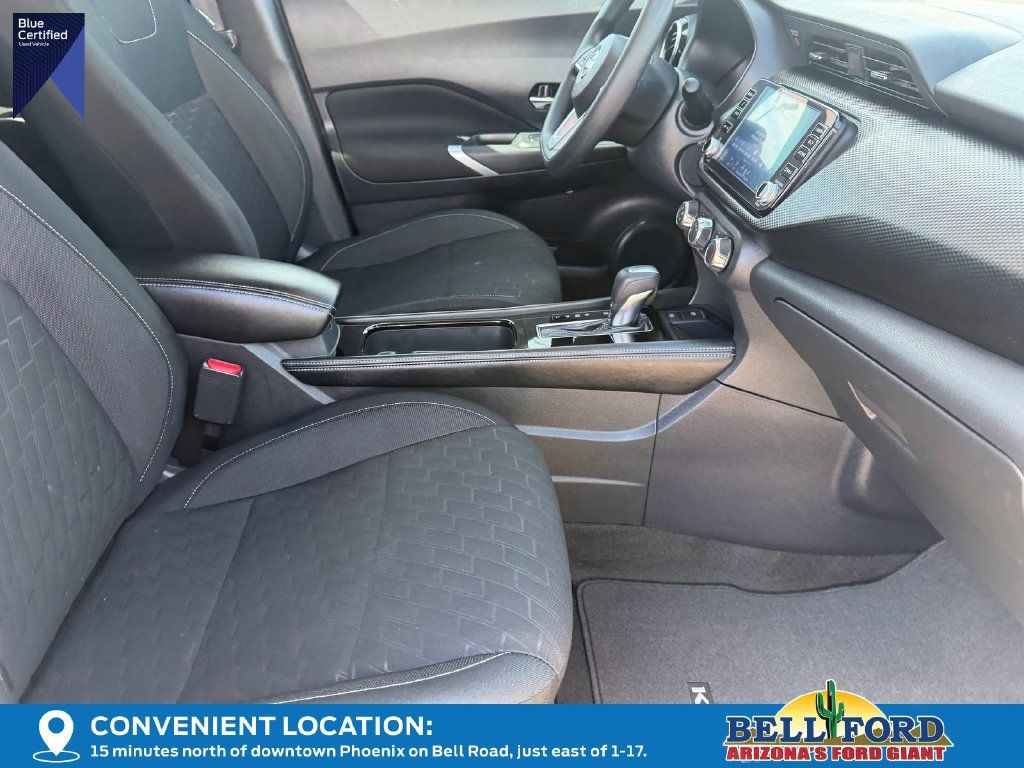 Used 2023 Nissan Kicks SV w/ Interior Electronics Package FWD image 7