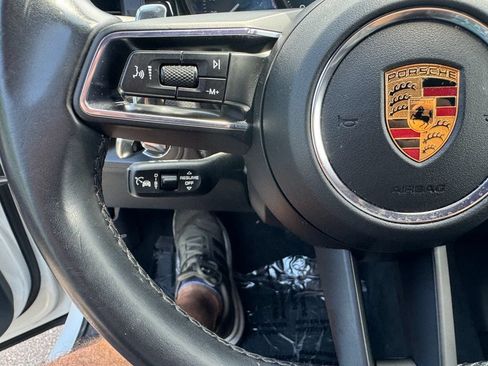 Used 2022 Porsche Macan AWD/4WD image 22