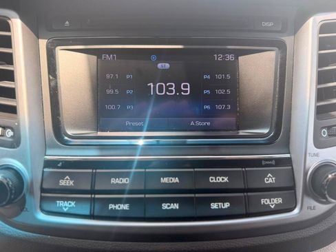 Used 2017 Hyundai Tucson SE FWD image 18