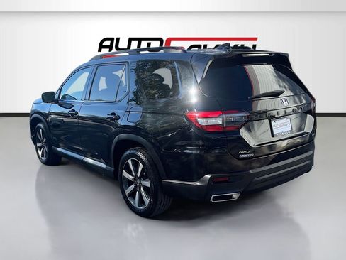 Used 2023 Honda Pilot Elite image 5
