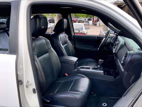 Used 2021 Toyota Tacoma TRD Pro image 9