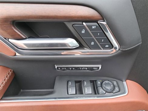 Used 2024 GMC Sierra 1500 Denali Ultimate image 18