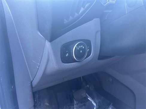 Used 2022 Ford Transit Connect XL image 19