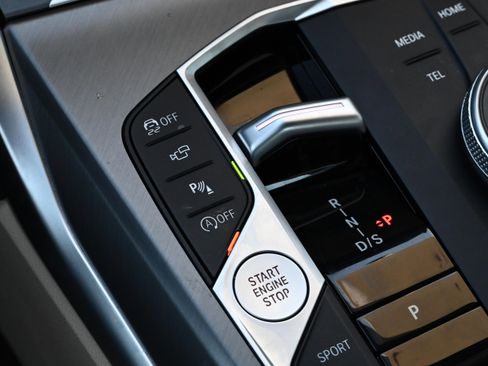 Certified 2025 BMW M440i Convertible image 19