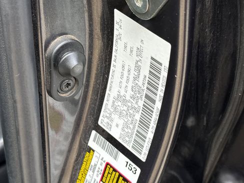 Used 2016 Toyota Tacoma TRD Sport image 33