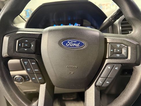 Used 2019 Ford F250 XLT w/ Camper Package image 12