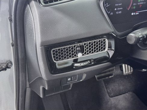 Used 2025 Honda Civic Sport image 7