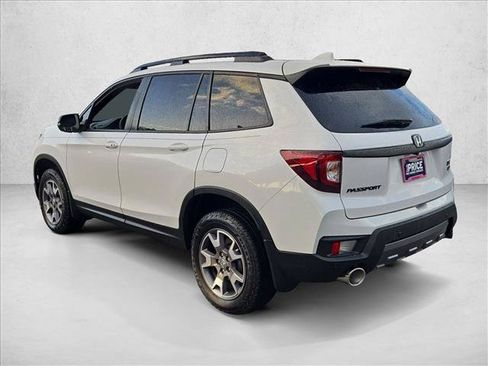Used 2023 Honda Passport TrailSport image 8