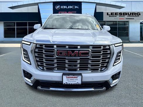 Used 2025 GMC Yukon XL Denali AWD/4WD image 2