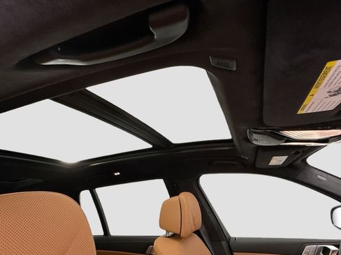 New 2026 BMW X7 xDrive40i w/ Executive Package image 17