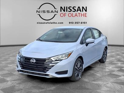 New 2025 Nissan Versa SV w/ Trunk Package