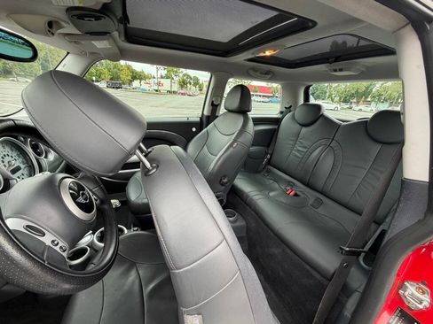 Used 2004 MINI Cooper S FWD image 13
