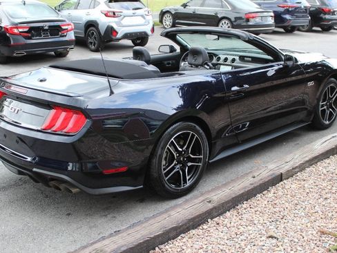 Used 2021 Ford Mustang GT RWD image 7