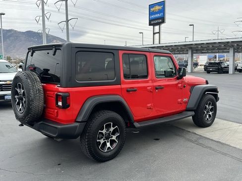 Used 2018 Jeep Wrangler Unlimited Sport S image 30