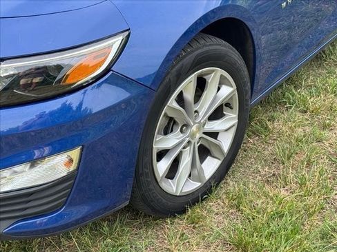 Used 2023 Chevrolet Malibu LT FWD image 5