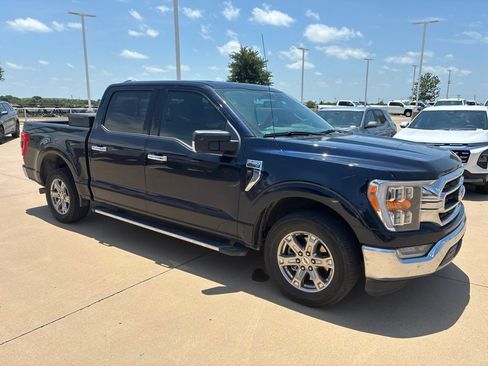 Used 2021 Ford F150 XLT w/ Equipment Group 302A High RWD image 5