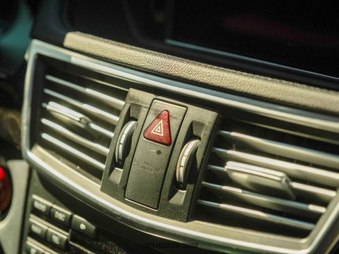 Used 2013 Mercedes-Benz E 63 AMG Wagon image 78