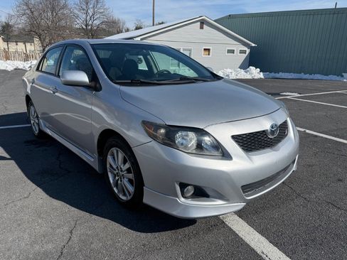 Used 2010 Toyota Corolla S image 3