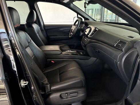 Certified 2024 Honda Passport TrailSport image 13