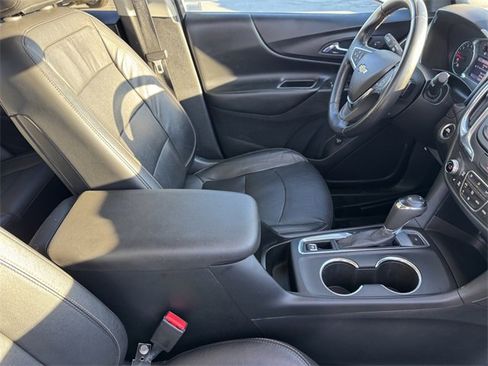 Used 2020 Chevrolet Equinox LT w/ Midnight Edition image 6