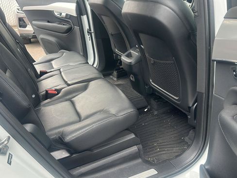 Used 2016 Volvo XC90 T5 Momentum AWD/4WD image 11