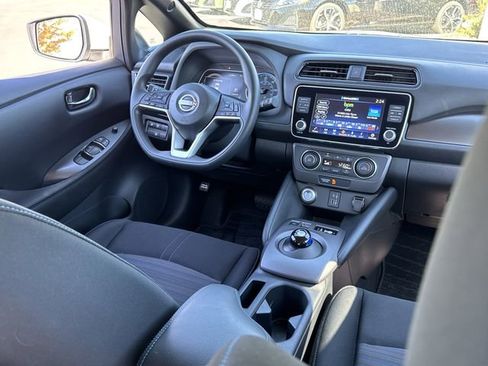 Certified 2024 Nissan Leaf S image 21