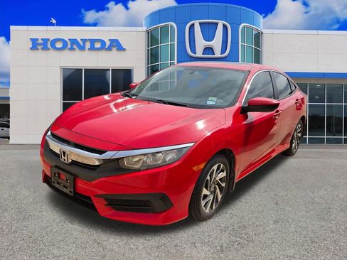 Used 2018 Honda Civic EX image 5