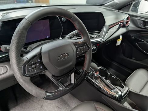 New 2026 Chevrolet Trax RS w/ Sunroof Package FWD image 19