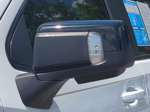 Used 2025 Chevrolet Silverado 1500 RST w/ Convenience Package II RWD image 26