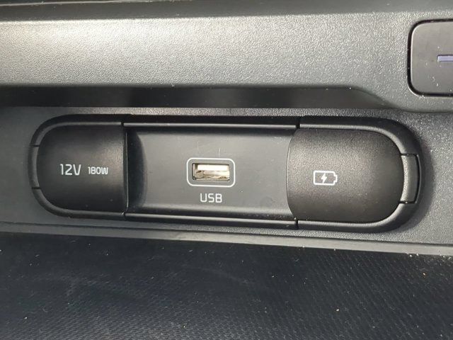 Used 2020 Kia Soul GT-Line Turbo FWD image 27