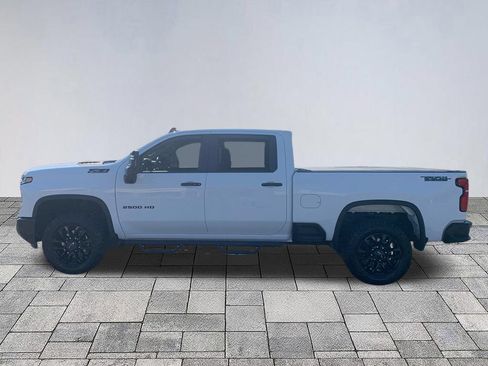 Used 2026 Chevrolet Silverado 2500 LT w/ Trail Boss Package AWD/4WD image 4